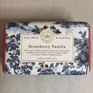 CASTELBEL Strawberry Vanilla Triple Milled Scented Soap